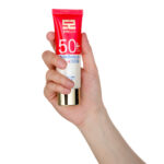ژل کرم ضد آفتاب مدل SPF50 Oil Free مناسب پوست چرب - تصویر 4