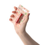 بالم لب رنگی مدل Straw Berry با SPF15 وزن 4.8 گرم - تصویر 3